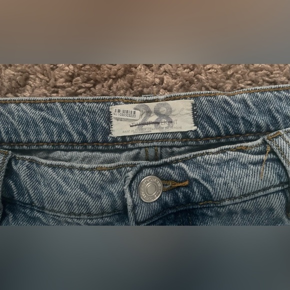 We the Free Jeans
Free people movement jeans 
Size 28 - Picture 4 of 9